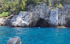 Amalfi Outdoor Tours & Accomodations